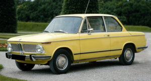 BMW S2 E10
