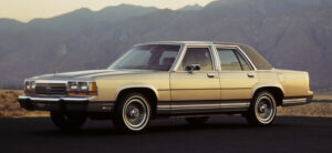 FORD LTD CROWN VICTORIA 1980 91