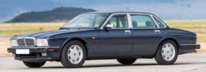 JAGUAR XJ40
