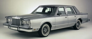 LINCOLN TOWN CAR 1980 89