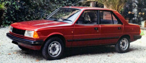 PEUGEOT 305