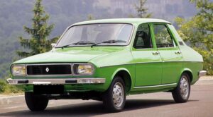 RENAULT 12