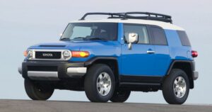 TOYOTA FJ CRUISER